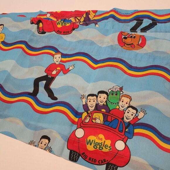 The Wiggles kids' room window valance / fabric by Dan River Upcycle project - Picture 2 of 6